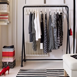 Підлогові вішалки