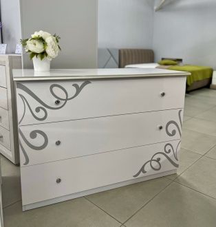 Богема Комод Білий глянець Міромарк фотографія