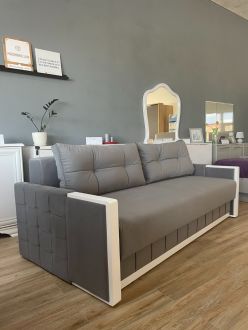 Диван Сафарі 2 у Лаурі 33 ВНД Луцьк Акція фотографія