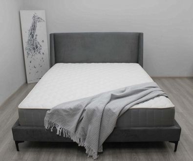 Кровать Генри фотография