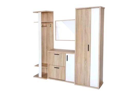 Ліза Передпокій ВМВ Холдинг фотографія